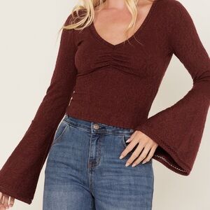 Shyanne Textured Bell Sleeve Ruched Front Coastal Cowgirl Crop Top Size M